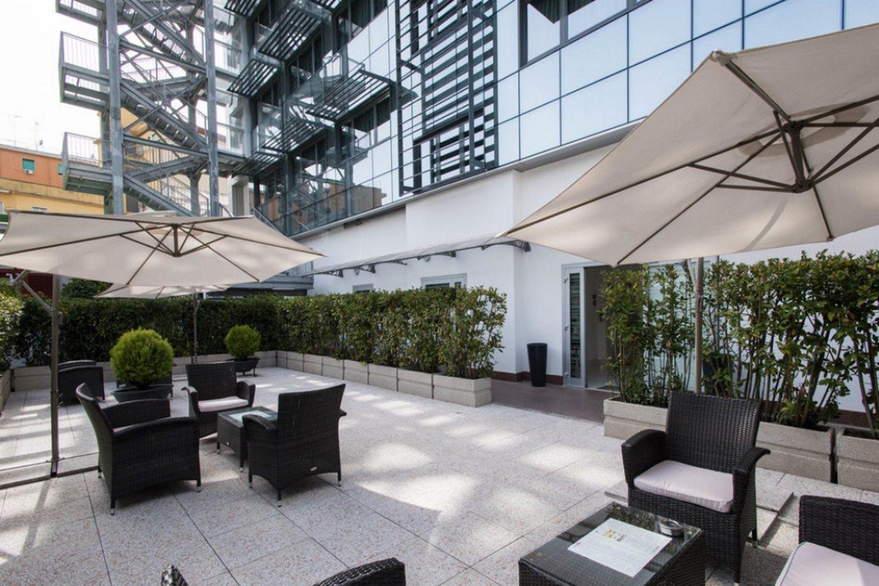 Hotel Cristina Napoli Bagian luar foto